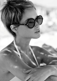 pixie cut. Short Hair Styles Pixie, Sleeve Tattoo, Pixie Cuts, Hair Envy, Short Pixie, Pixie Hairstyles, Short Hair Cuts For Women