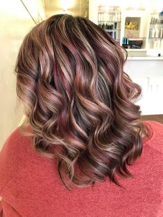 Burgundy Brown Hair, Color Trends 2024, Hair Color Inspiration, Spring Hair Color Trends, Mahogany Hair, Blonde Highlights On Dark Hair, Hair Highlights And Lowlights, Brunette Hair With Highlights