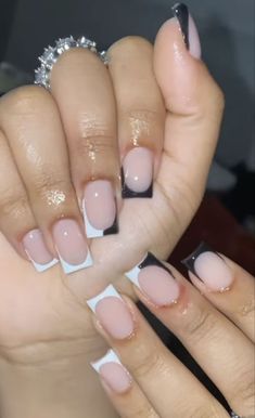 Short Square Nails Ideas French Tip, Cute Short Overlay Nails, White Shorties Acrylic Nails, Nail Overlay Designs, French Tip Short Square Nails, Short Square French Tip Acrylic Nails, Baddie Acrylic Nails Short, Overlay Nails Designs, Black French Tip Nails Short