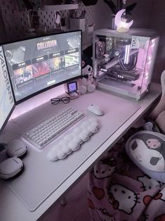 Pc Setup Aesthetic Gaming, Expensive Gaming Setup, Gaming Set Up Purple, Computer Setup Drawing, Small Gaming Setup Bedroom, Female Pc Gaming Setup, Light Pink Gaming Setup, Pretty Pc Setup, Cute Gaming Setup Purple