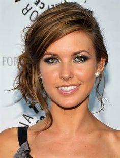 Curly Updos For Medium Length Hair Style Audrina Patridge Hair, Side Bun Hairstyles, Side Updo, Prom Hairstyles For Long Hair, Updos For Medium Length Hair, Penteado Cabelo Curto, Formal Hairstyles, Wedding Hair And Makeup, Bridesmaid Hair