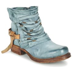 Duck Shoes, Estilo Hippie, Blue Boots, Mid Boots, Winter Shoes, Cowgirl Boots, Beautiful Shoes, Vans Shoes, Cute Shoes