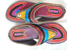 Bohemian shoes, colourful women's sandals from Punjab: Fashion footwear for the contemporary city dweller, from five centuries back. Mumtaz, the lady for whom the Taj Mahal was built probably lived in shoes and sandals much like these. Originally meant for the Maharajahs and the Maharanis [Kings and Queens and such royalty], these handcrafted fashion footwear for men and women mainly come from the villages of Punjab and Rajasthan. This period fashion piece was introduced to India during the Mugh Sandals Indian, Hebrew Fashion, Bohemian Shoes, Indian Shoes, Period Fashion, Vintage Shoe, The Taj Mahal, Funky Shoes, Walk In My Shoes