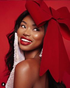 #christmas #christmasphotoshoot #glam #melanin #blackmodels #photoshoot #model #holidays Editorial Christmas, Holiday Editorial, Christmas Fashion Photography, Christmas Editorial, Editorial Lookbook, Makeup Artist Branding, Xmas Fashion, Editorial Photoshoot, Holiday Photoshoot