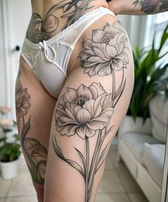 Huge Tattoo Ideas, Thigh And Waist Tattoo, Large Floral Hip Tattoo, Rose Tattoo Hip Side Thigh Piece, Geometric Hip Tattoos Women, Behind Thigh Tattoo Women, Outer Thigh Tattoos Women, Thigh Tattoo Flowers, Nature Thigh Tattoo