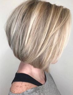 Blonde Highlights Bob Haircut, Short Hair Transformation, Blonde Highlights Bob, Blonde Foils, Latest Bob Hairstyles, Bob Haircuts With Bangs, Blonde Layered Hair, Short Haircuts With Bangs, Short Blonde Bobs