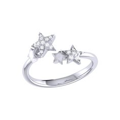 Find true love under the starry night with the Dazzling Star Couples Open Ring. Crafted in 925 Sterling Silver, this ring features 100% natural, genuine diamonds. 0.08 carats of diamonds are used in a micro pave setting. This ring is offered in custom sizes. The ring thickness ranges from 3mm to 12mm.The ring is beautifully presented with the inspirational poem 'Dreamer' written by the LMJ founder & CEO.*Note: This piece is handmade on a made-to-order basis. Please allow 2 weeks for delivery Cluster Diamond Ring, Star Cluster, Silver Diamond Ring, Pave Setting, Diamond Cluster Ring, Open Ring, Yellow Diamond, Micro Pave, Cluster Ring