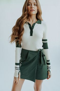 The best women's golf long sleeve shirt – foreall.com Ribbed Long Sleeve Shirt, Cute Golf Outfit, Womens Golf Skirts, Womens Golf Shirts, Golf Attire, Golf Skirts, Golf Outfits Women, Golf Fashion, Long Sleeve Knit Tops