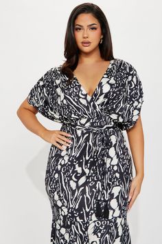 Available In Black/White. Maxi Dress V-Neckline Tie Front Elastic Waist Stretch Disclaimer Print Placement may Vary Self: 95% Polyester 5% Spandex Lining: 100% Polyester Imported | Morocco Breeze Maxi Dress in Black/White size XS by Fashion Nova Printed Stretch Mini Dress With V-neck, Stretch V-neck Printed Mini Dress, Black White Maxi Dress, Men Jeans Pants, Jumpsuit Men, White Maxi Dress, White Maxi, Print Placement, Black White Fashion