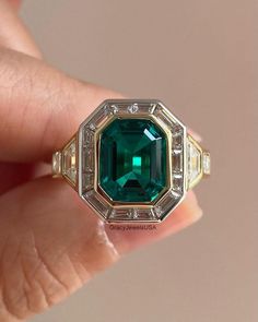 Vintage Art Deco Ring Asscher Cut Gemstone Ring, Green Emerald Ring 14K Gold Two Tone Ring, Baguette Halo Ring Bezel Set Ring Gift For Her ITEM DETAILS ✦ Stone Shape: Asscher & baguette cut ✦ Stone Dimensions: 8 mm ✦ Total Carat Weight (TCW): Approx 4.3 carat ✦ Stone Type: Moissanite ✦ Stone Color: DEF Color ✦ Stone Clarity: VVS1 ● 𝗠𝗲𝘁𝗮𝗹 𝗗𝗲𝘁𝗮𝗶𝗹 ● ✦ Silver (925 Silver/935 Argentium Silver) ✦ Solid Gold (10KT, 14KT, 18KT) ✦ Platinum ✦Metal Color: Rose, White, Yellow ✦ Metal Stamp Engraving: Yes 💌 Don't hesitate to contact us for any inquiries about custom designs, upgrades with platinum or diamonds, or other matters. 𝐂𝐔𝐒𝐓𝐎𝐌𝐈𝐙𝐀𝐓𝐈𝐎𝐍 𝐖𝐈𝐓𝐇 𝐔𝐒? ✦ Send us a photo of any jewelry or ideas. We will create CAD files of the jewelry and send them to you for approval. ✦ We Baguette Halo, Anniversary Rings For Her, Vintage Art Deco Rings, Ring Baguette, Green Emerald Ring, Bezel Set Ring, Asscher Cut, Set Ring, Deco Ring