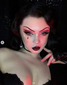 Gothic Fashion Design, Halloween Makeup Ideas For Women, Awesome Halloween Makeup, Cabaret Makeup, Burlesque Makeup, Rouge Makeup, Circus Makeup, Welcome To The Dark Side, Ball Makeup