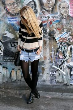 Denim Shorts Black, Bralette Outfit, Tights Fashion, Summer Shorts Denim, Summer Denim, Shorts Black