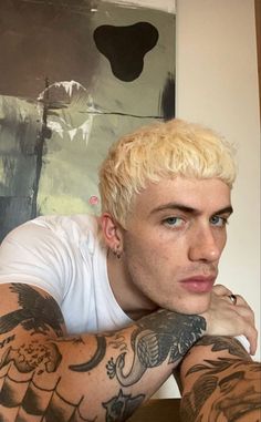 Eminem Haircut, Global Peace, Blonde Hair Boy, Growing Hair, Bleach Blonde Hair