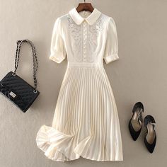 Vintage Embroidered Pleated Dress Women Chic Sweet Short Sleeve – ingodeal Doll Collar Dress, Socialite Style, Midi Party Dress, Feminine Chic, Mini Robes, Mini Short, Short Mini Dress