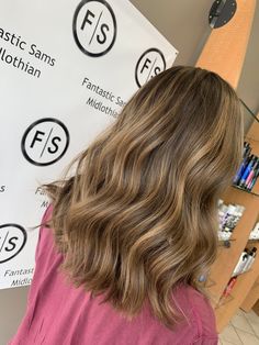 Honey Brown Medium Length Hair, Natural Looking Brown Hair Highlights, Brunette Hair Honey Highlights, Brown Balayage Lob, Honey Balayage Medium Length, Honey Hair Balayage, Teddy Bear Brown Balayage, Honey Brown Balayage Medium Length, Shoulder Length Honey Brown Hair