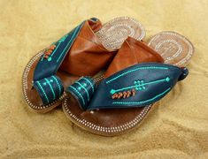 Traditional Blue Sandals For Summer, Traditional Blue Sandals For Festival, Traditional Blue Sandals For Beach, Summer Leather Sandals, Mens Shoes Sandals, Leather Sandals Handmade, Mens Leather Sandals, Brown Leather Sandals, Retro Summer