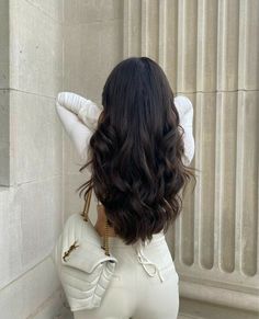 Neutral Lifestyle, Brown Hair Inspo, Curls Hair, Curl Hair, Hair Aesthetic, Long Dark Hair, Chanel Perfume