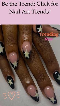 Nails Acrylic No Charms, Dark Floral Nails, Star French Tip Nails, Navratri Nails, Nail Inspo Designs, 1989 Nails, Star Acrylic Nails, Chicago Nails, Olaf Nails