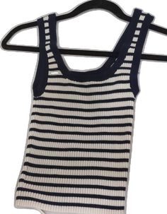 Striped Ribbed Tops For The Beach, Striped Ribbed Tops For Beach, H&m Striped Tops, White Ribbed Tank Top For The Beach, Navy Sleeveless Top For Day Out, Navy Ribbed Tops For Spring, Spring Navy Ribbed Top, Spring Ribbed Navy Tops, Navy Fitted Summer Top