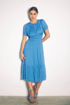 Summer Viscose Midi Dress With Pleated Waist, Flowy Midi Dress With Pleated Waist And Short Sleeves, Viscose Midi Dress With Gathered Waist, Summer Midi Dresses With Crinkle Texture, Flowy Short Sleeve Midi Dress With Gathered Waist, Flowy Midi Dress With Gathered Waist And Short Sleeves, Daywear Smocked Dress With Short Sleeves And Gathered Waist, Modest Knee-length Ruched Midi Dress, Summer Viscose Midi Dress With Gathered Waist