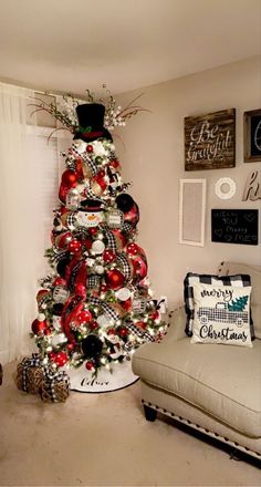 a decorated christmas tree in a living room