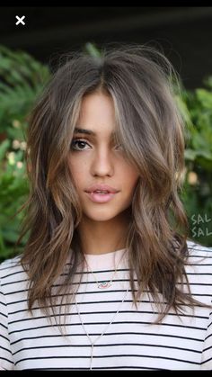 Medium Lenth Hair, Shoulder Length Hair, Long Hair Cuts, Great Hair, Layered Haircuts, Layered Hair, Pretty Hairstyles, Fine Hair, Wavy Hair