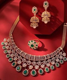 Diamond Sets Necklace, South Indian Jewellery Necklace Set, Diamond Necklace Set Bridal, Bridal Diamond Necklace Indian, Diamond Necklace Set Indian, Indian Diamond Necklace, Emerald Jewelry Necklace, Diamond Necklace Indian, Indian Diamond Jewellery