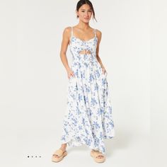 Maxi Dress Orange Floral Dress, Elastic Waist Dress, Hollister Dresses, Scoop Neck Dress, White Floral Dress, Wrap Dress Floral, Lace Maxi Dress, White Maxi Dresses, Tiered Skirt