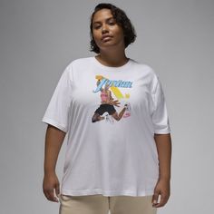 Midweight cotton keeps this tee soft while slightly dropped shoulders and a loose fit provide a comfortable, confident feel. Add in a vintage-inspired MJ graphic and you've got yourself a real winner. Plus Size White, Jordans Women, Women Lifestyle, Gender Female, White Black, Vintage Inspired, Age Group, White And Black, Jordan