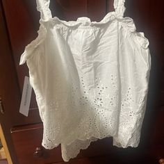 From Burlington, A Size Small! It’s Loose And The Straps Are A Bit Long, For Reference I Am 4’11 Summer Sleeveless Tops With Broderie Anglaise, Sleeveless Broderie Anglaise Tops For Summer, Casual Sleeveless Broderie Anglaise Blouse, Summer Beach Tops With Broderie Anglaise, Sleeveless Broderie Anglaise Tops For Daywear, Sleeveless Broderie Anglaise Blouse For Summer, Broderie Anglaise Tops For Summer Beach, Summer Beach Blouse With Broderie Anglaise, I Am 4