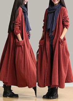 Long Red Coat, Mode Editorials, Boho Mode, Pocket Maxi Dress, Red Pocket, Estilo Hippie, Long Winter Coats