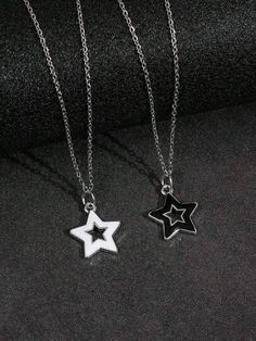 Ideas Para Collares, Cute Simple Necklaces, Star Things, Accesorios Aesthetic, Shein Jewelry, Black And White Necklace, Black And White Necklaces, Simple Jewellery, Pretty Jewelry Necklaces