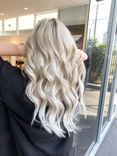 Here are must-try blonde hair colors from ash and platinum to beachy blonde and bronde. These fresh shades and highlights are sure to inspire. Butter Platinum Blonde, Bright Summer Blonde, Silvery Blonde, Beachy Blonde, Hair Colors To Try, Blonde Hair Goals, Perfect Blonde Hair