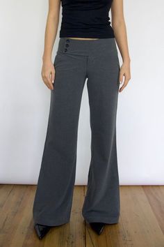 Dark Grey Pants, Class Fits, Wide Leg Suit Pants, 90s Minimalism, 90s Pants, Iconic Y2k, Sixth Form