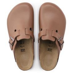 Boston Natural Leather Modern Brown Leather Clogs, Modern Leather Clogs With Leather Footbed, Classic Clogs With Cork-bed Midsoles And Round Toe, Modern Brown Clogs With Round Toe, Birkenstock Boston Leather, Brown Birkenstock, Birkenstock Styles, Ginger Brown, Lifestyle Store