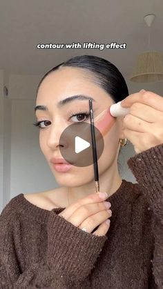 Simple Eyeshadow Tutorial, Perfect Skin Tone, Makeup For Older Women, Natural Make Up, Glam Hair, Makeup Transformation, Face Contouring