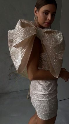 Bows On Dresses, Elegant Evening Dresses Long, Elegant Evening Dresses, Mode Kimono, Diy Vetement, Classy Dress Outfits, African Fashion Dresses, Evening Dresses Long