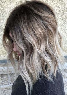 Blonde Ombre Short Hair, Ombre Short Hair, Blonde Ombre Hair, Sarah Mcdonald, Sombre Hair, Brown To Blonde Ombre, Dark Blonde Hair Color, Short Ombre Hair, Brown Ombre Hair