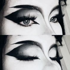 Big Eyeliner, Goth Eyebrows, Eye Makeup Aesthetic, Gothic Eye Makeup, Trad Goth Makeup, Goth Eye Makeup, Black And White Makeup, Nose Contour