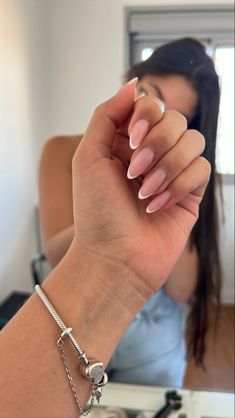 Neutral Nail Art, Acrylic Nails Nude, Classy Acrylic Nails, Oval Nails, Fire Nails, Types Of Nails, Best Acrylic Nails, Nude Nails, Black Nails