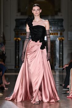 Zuhair Murad Runway, Zuhair Murad 2024 Couture, Zuhair Murad Gowns, Pink Universe, Fashion 1920s