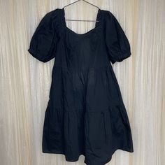 Who What Wear Black Dress (Short) Puff Sleeve. Color: Black Size: Small Measurements: Chest: 17 1/2 Inch Shoulder: 10 1/2 Inch Long: 30 Inch Hem: 38 Inch Sleeve: 13 Inch Materials: 100% Cotton Machine Wash *Any Questions Feel Free To Ask*. Shipping Daily Except Weekends #50 Black Cotton Mini Dress With Puff Sleeves, Red Tunic Dress, Grey Short Dress, Black Flowy Dress, Wear Black Dresses, Black And Blue Dress, Blue Denim Dress, Navy And White Dress, Blue Long Sleeve Dress