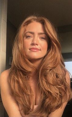 35+ Auburn Hair Color Ideas That You’ll Love to Try Rambut Brunette, Red Hair Inspo, Honey Brown Hair, Ginger Hair Color, Beauty Lash, Hair Color Auburn, Strawberry Blonde Hair, Auburn Hair