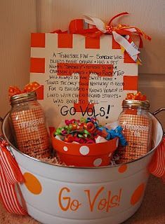 Tn Vols Decor, Tennessee Tailgate, Touchdown Tennessee, Alabama Room, U Of Tennessee, Univ Of Tennessee, Tennessee Crafts, Tailgate Ideas, Graduation Party Pictures