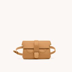 Ysl Belt Bag, Bag Outfit Ideas, Belt Bag Outfit, Gucci Belt Bag, Designer Belt Bag, Leather Fanny Pack, Casual Belt, Vegan Bags, Waist Bags