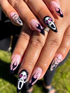 Fake Nails Long, Black Ghost, Halloween Press On Nails, Nagel Tips, Almond Nail, Black Nail, Nail Length, Stick On Nails