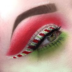 Simple Easy Makeup, Candy Cane Eyeliner, Whoville Costumes, Eyeliner Eye Makeup