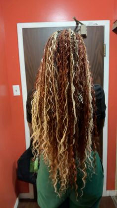 Red And Blonde Boho Braids, Calico Goddess Braids, Ginger And Blonde Boho Braids, Calico Braids Black Women, Blonde And Copper Braids, Blond And Ginger Braids, Ginger And Blonde Hair Braids, Calico Hair Braids