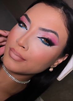 Gender Reveal Makeup Looks, Gender Reveal Makeup Ideas, Gender Reveal Makeup, Makeup Studio Decor, Make Carnaval, Makeup 2018, Makeup For Moms