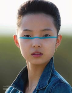 Blue Editorial, Hans Feurer, Futuristic Makeup, Graphic Makeup, Vogue China, Runway Makeup, Editorial Makeup, Costume Makeup, Her Eyes